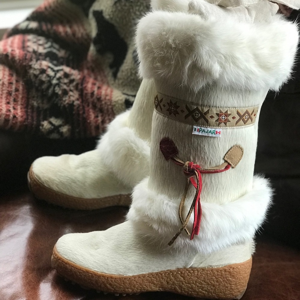 Pajar Women's White Fur Boots